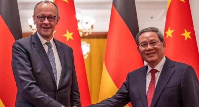 චීන සංචාරය අරඹමින් ජර්මානු චාන්සලර් ‍චීනයට..